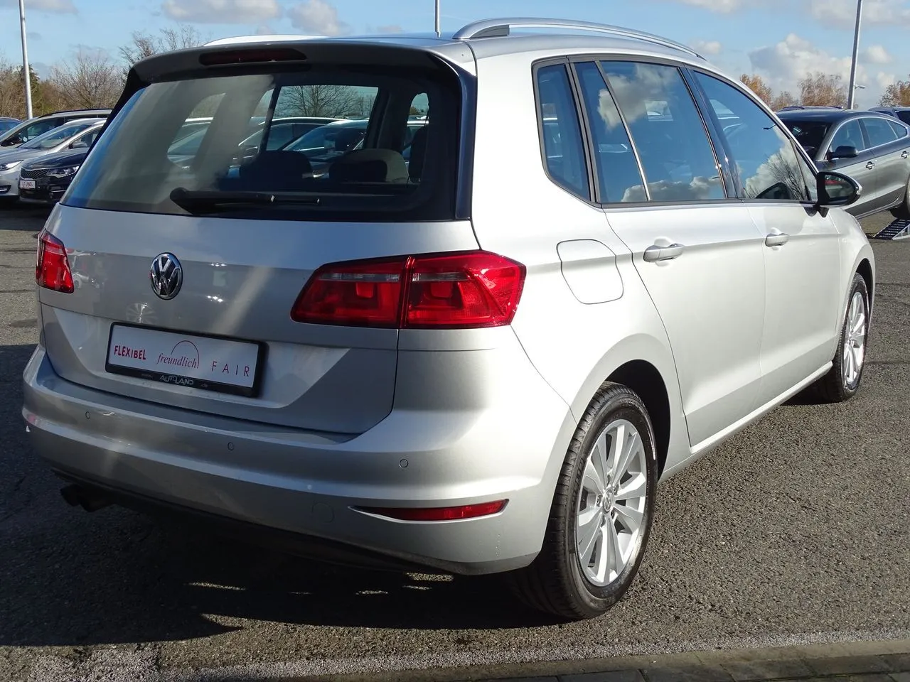 Volkswagen Golf Sportsvan VII 1.4 TSI...  Image 4