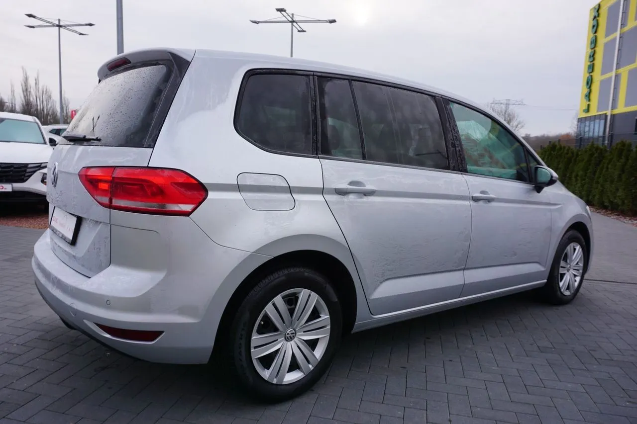 Volkswagen Touran 1.6 TDI Trend AUTOMATIK...  Image 4